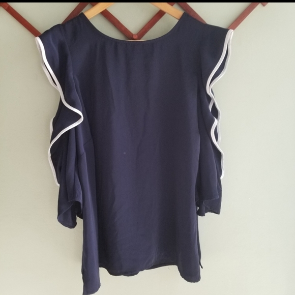 Eloquii cold shoulder top - Picture 3 of 13